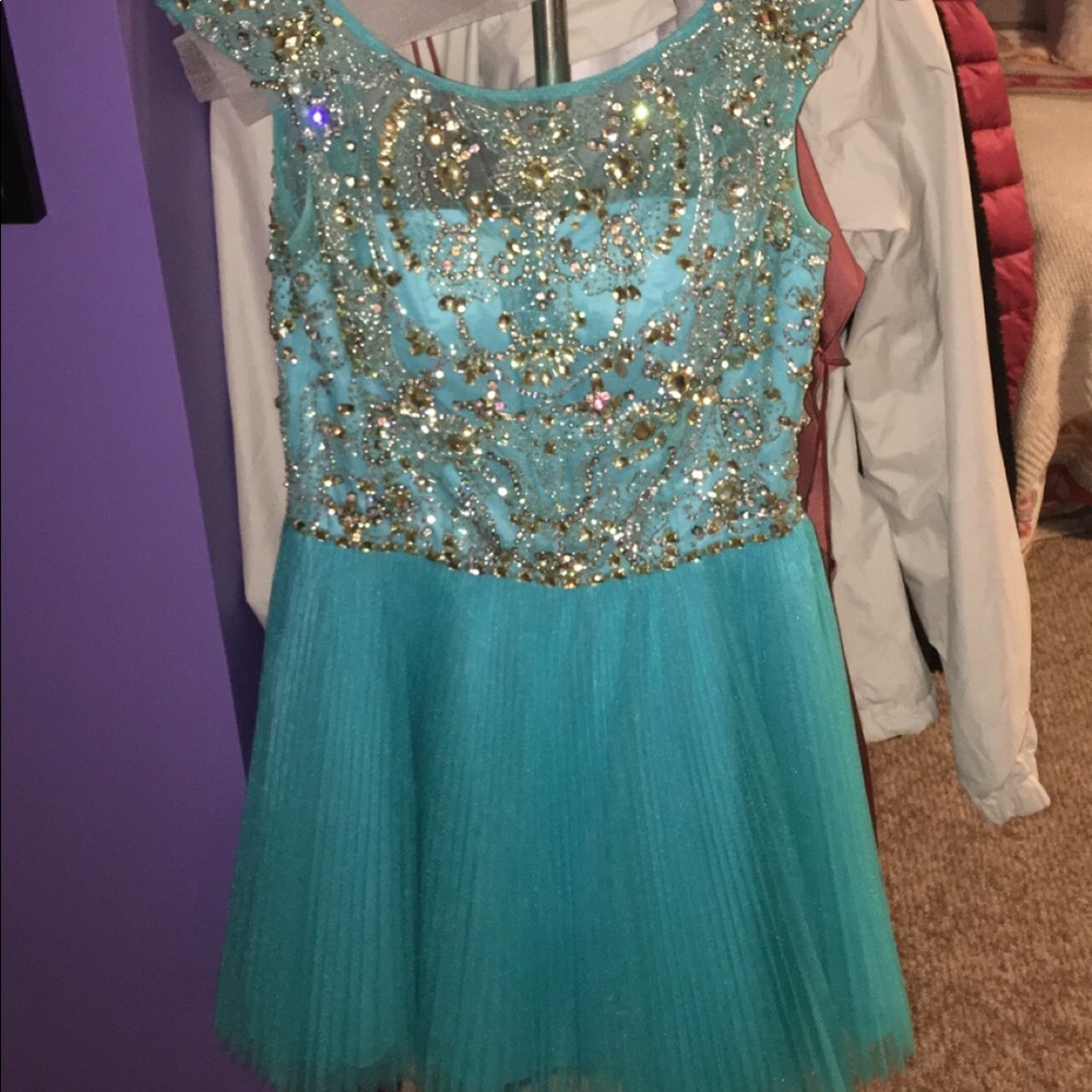 Sherri Hill short beaded top dress